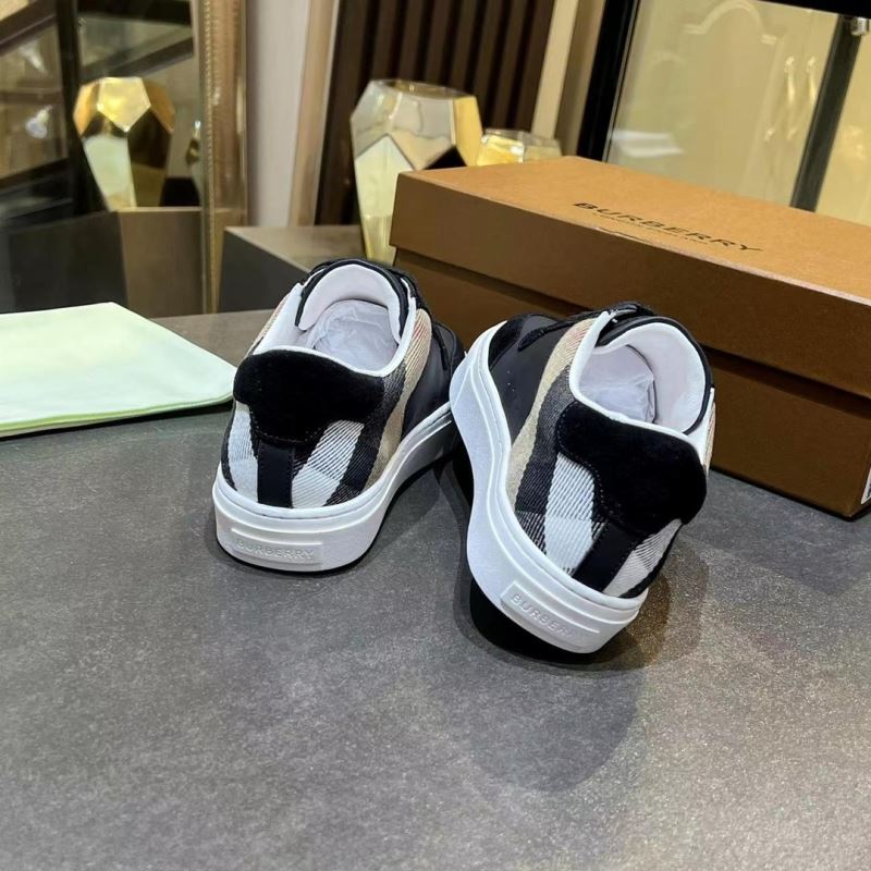 Burberry Low Shoes